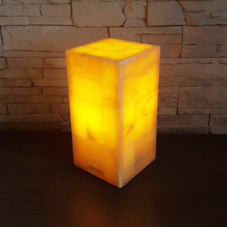 Lampe de table rectangulaire en Onyx. Artisanat mexician en pierre