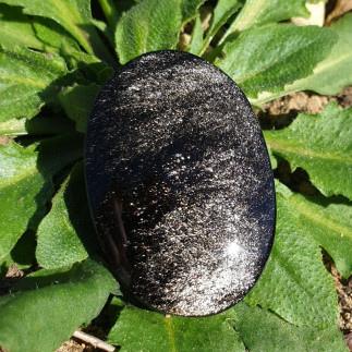 Cabochon ovale rainuré en obsidienne argentée du Mexique