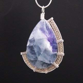 Pendentif en fluorite du Mexique - P'tite Lune d'Onyx