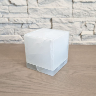 Lampe d'appoint en forme de cube, taillé en pierre naturelle