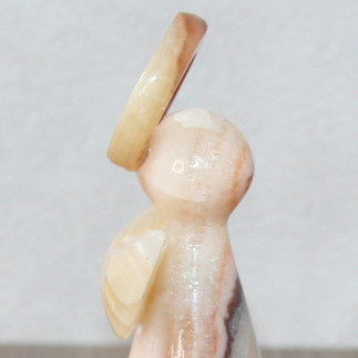 Figurine d'ange taillée en onyx marbre du Mexique