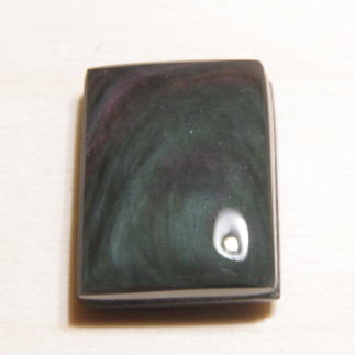 Cabochon en obsidienne manto huichol (mentogochol)