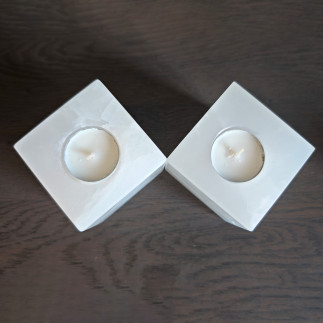Bougeoir cube en onyx blanc de Tehuacán – Élégance minérale du Mexique