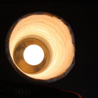 Lampe Mixcoatl Zèbre en Onyx du Mexique | Lampe Bohème Artisanale